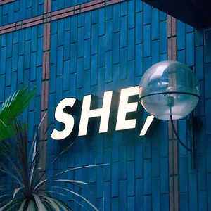 3* Otel She,